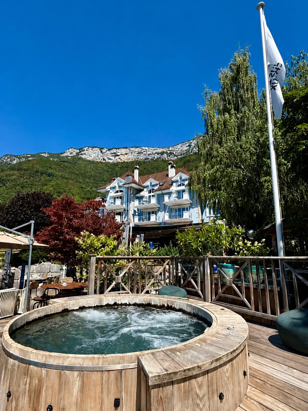 La Maison Bleue par Yoann Conte © DR